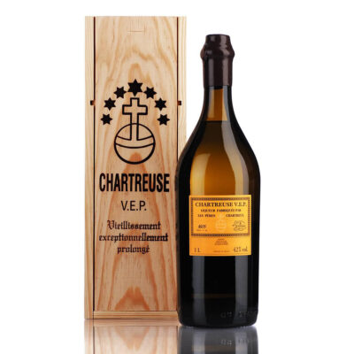 Chartreuse V.E.P. 1 Litre 42% Yellow